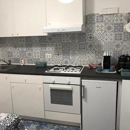 Casa Maria Grazia Vista Mare דירה *